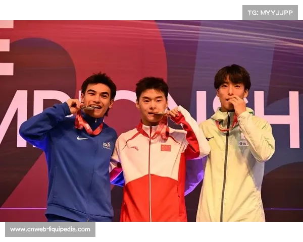 蹦床青少年世锦赛首日比赛结束，各国年轻选手展示技术水平