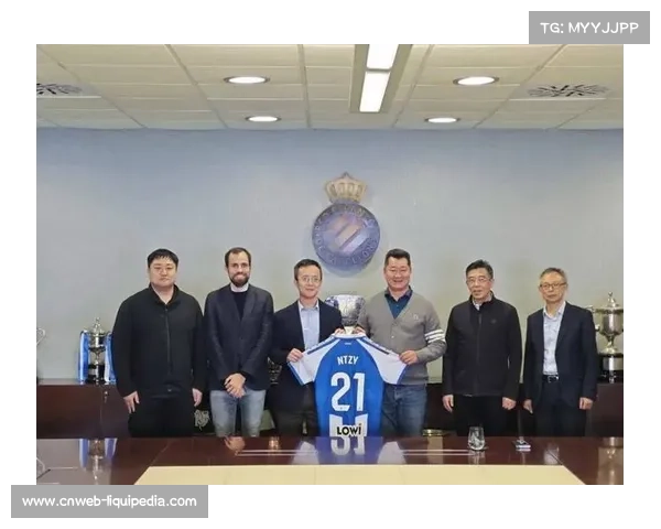 足球教育融合：欧洲俱乐部青训与学术课程结合模式